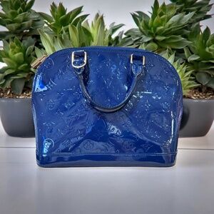 Louis Vuitton Monogram Vernis ALMA PM - Big Blue